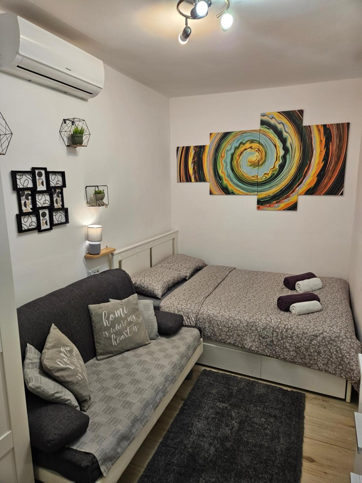 Apartment Maja - Strict Center Of Zagreb Ngoại thất bức ảnh