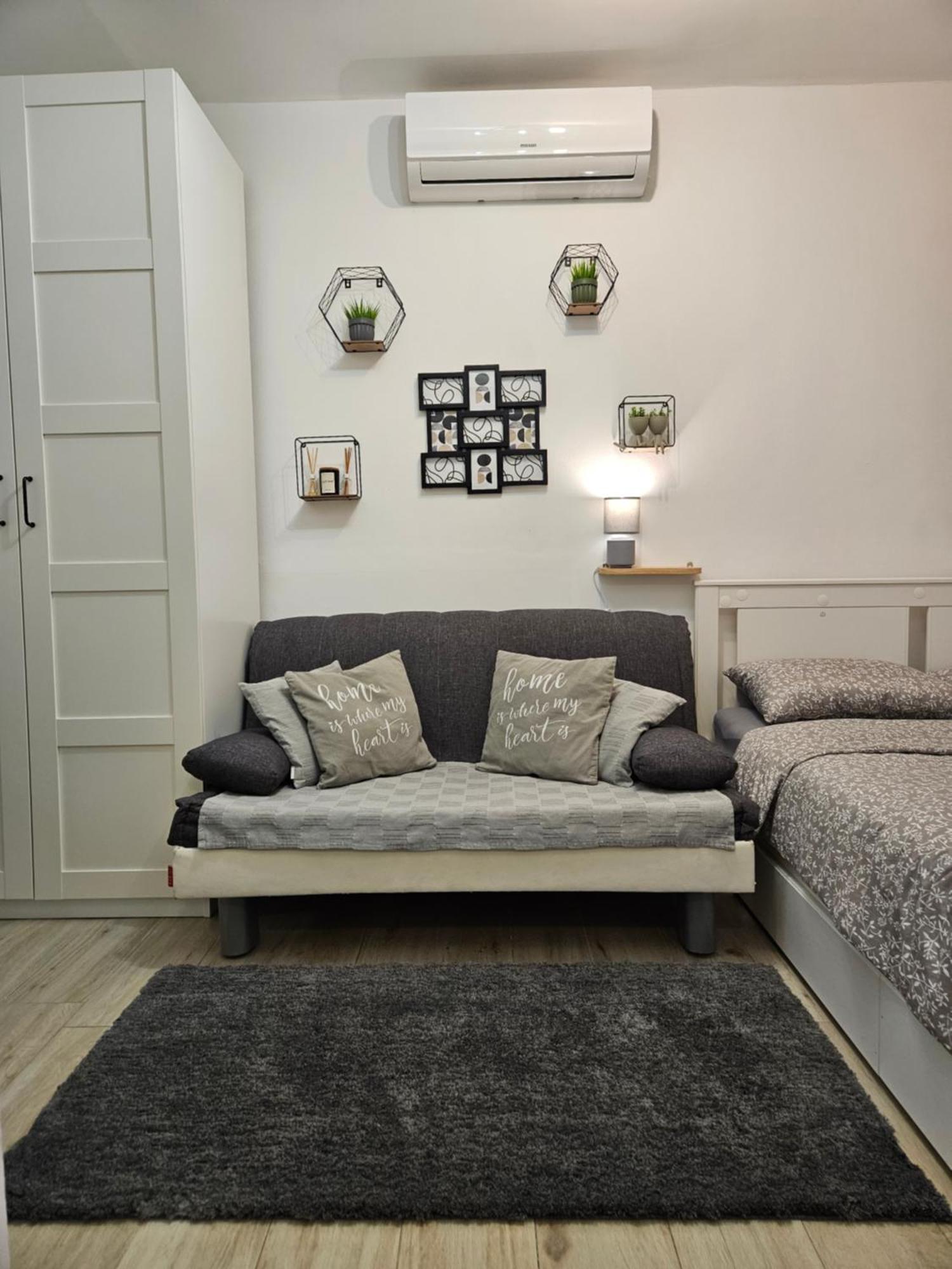 Apartment Maja - Strict Center Of Zagreb Ngoại thất bức ảnh