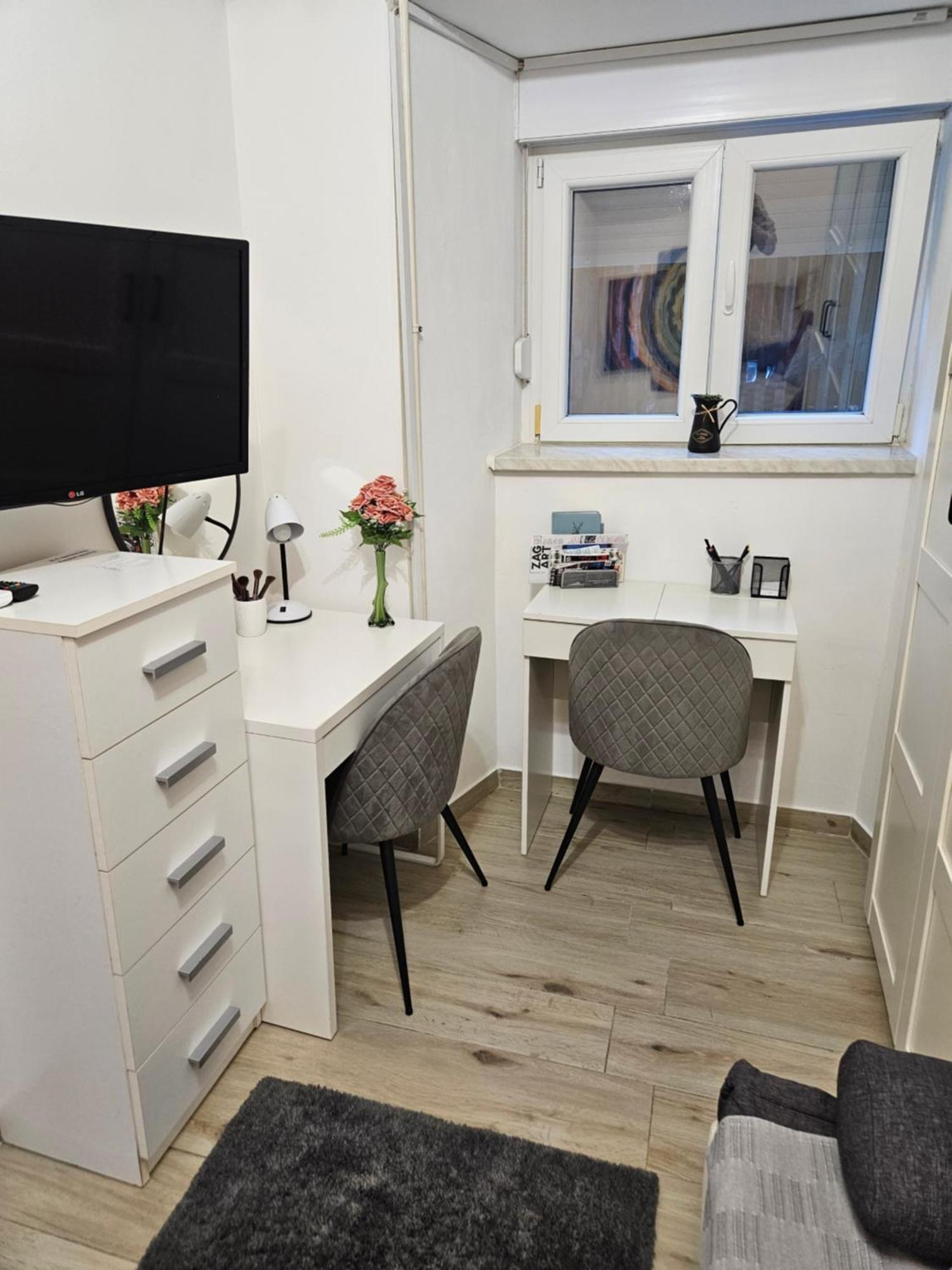 Apartment Maja - Strict Center Of Zagreb Ngoại thất bức ảnh