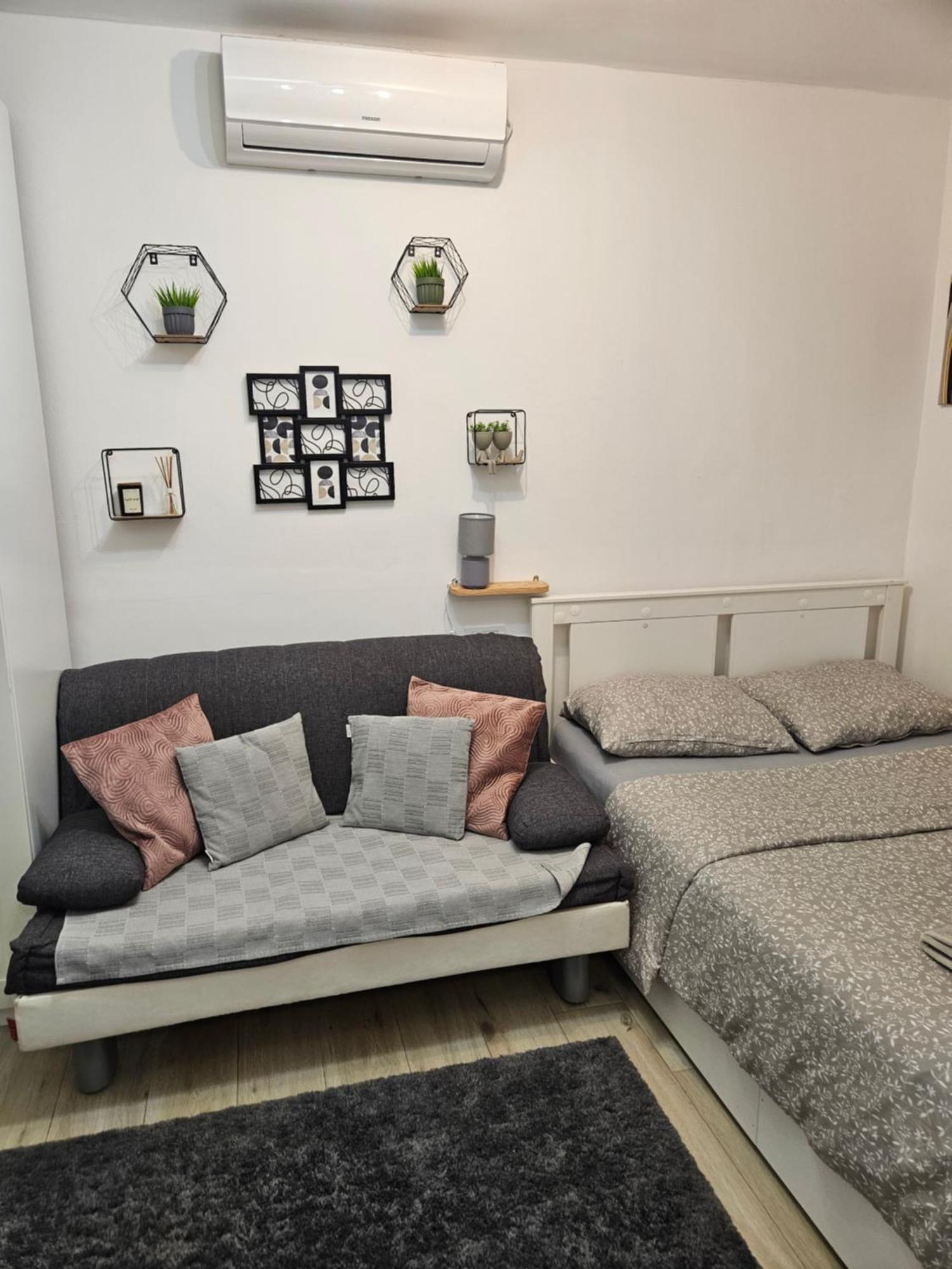 Apartment Maja - Strict Center Of Zagreb Ngoại thất bức ảnh