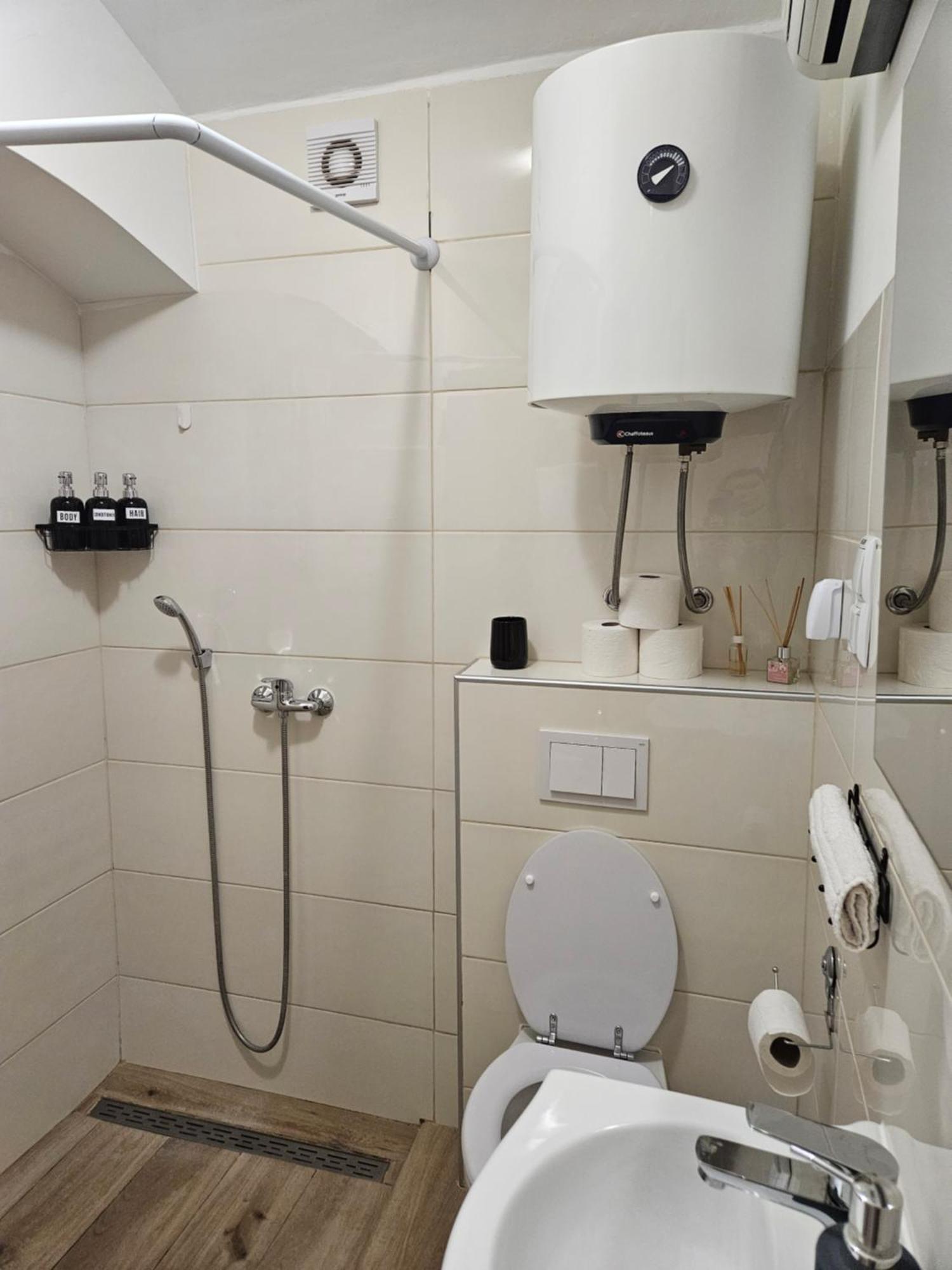 Apartment Maja - Strict Center Of Zagreb Ngoại thất bức ảnh